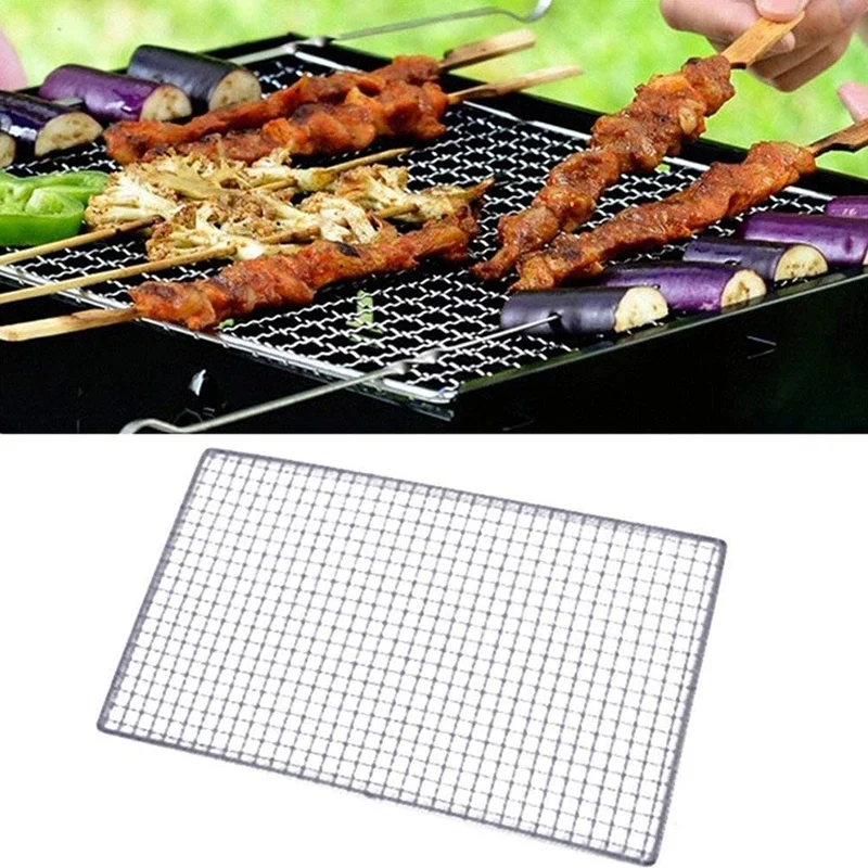 A16Z Metal Squares Holes Grilling Barbecue Wire Mesh 30cm x 45cm