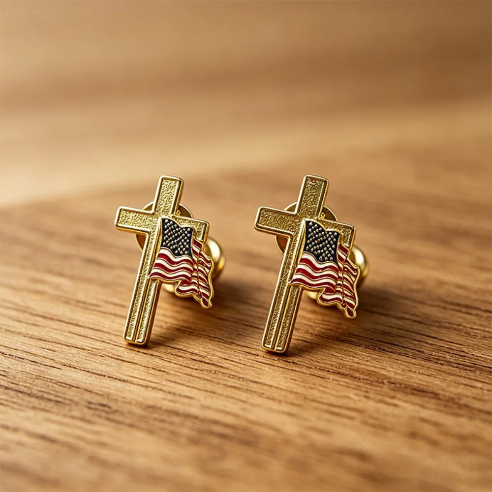 Lot de 2 épingles de revers émaillées en forme de croix drapeau américain, badges croix patriotiques de la foi religieuse, broches drapeau USA pour veste, sac à dos, chapeau