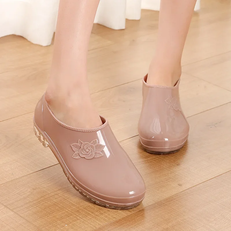 Summer Women Shallow Low-Cut Rain Shoes Lady Waterp Roof Non-Slip Short Boots Adult Work Safety Rubber Shoes Kitchen Cleaning