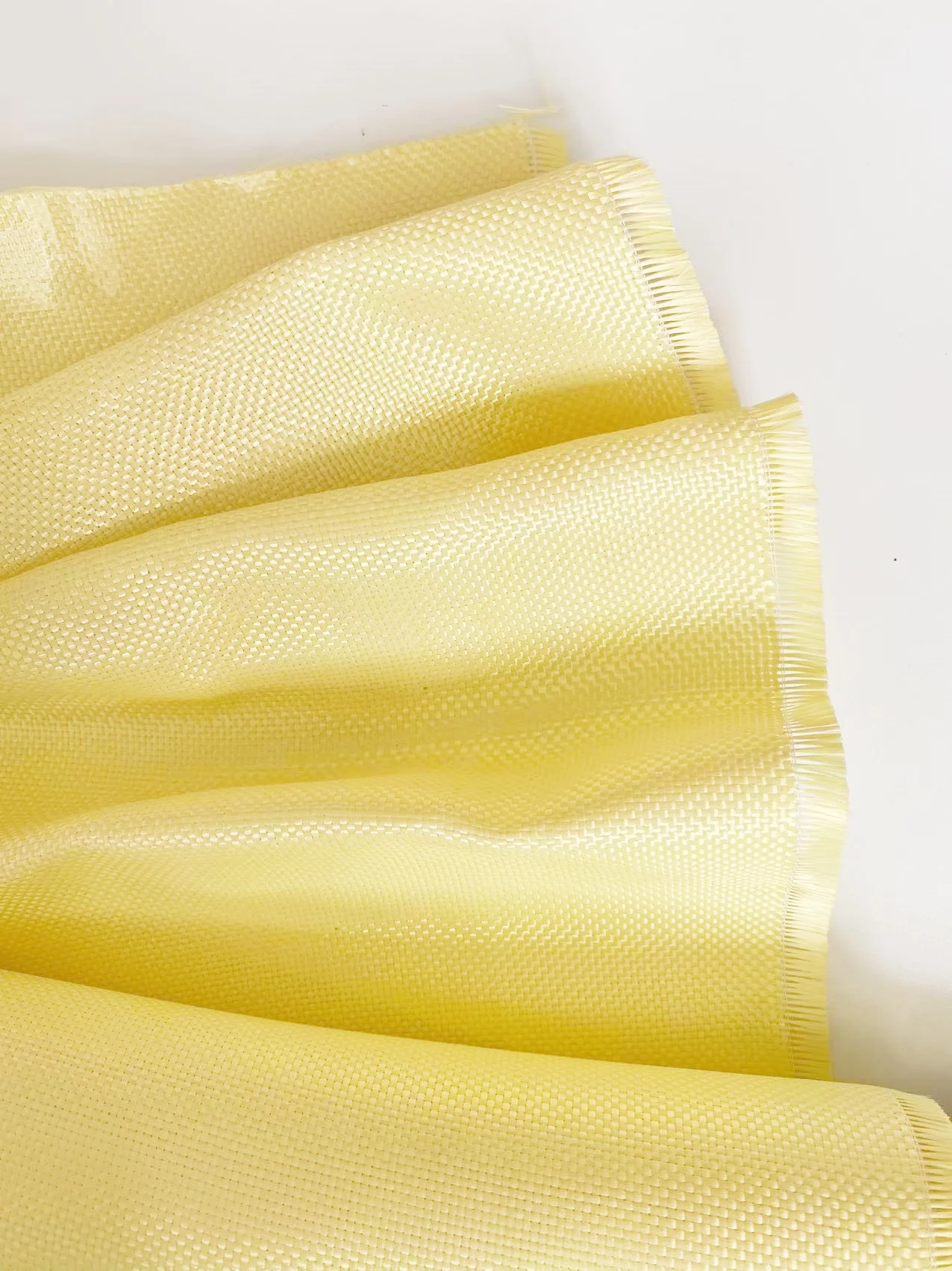 Aramid Fiber 1500D 200grm Plain Woven Fabric