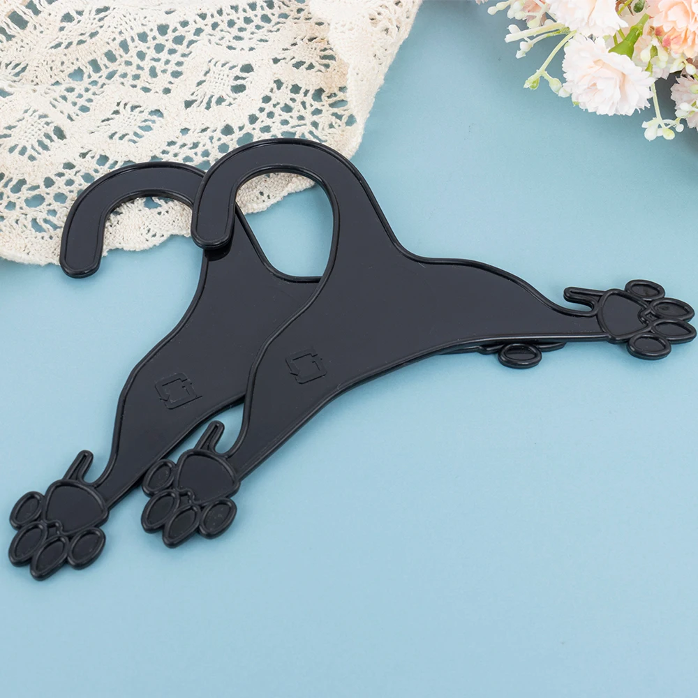 Pet Clothes Hanger Mini Cute Anti Slip Storage Dog Cat Clothes Rack Durable Functional Plastic Pet Baby Hangers for Dog Clothes