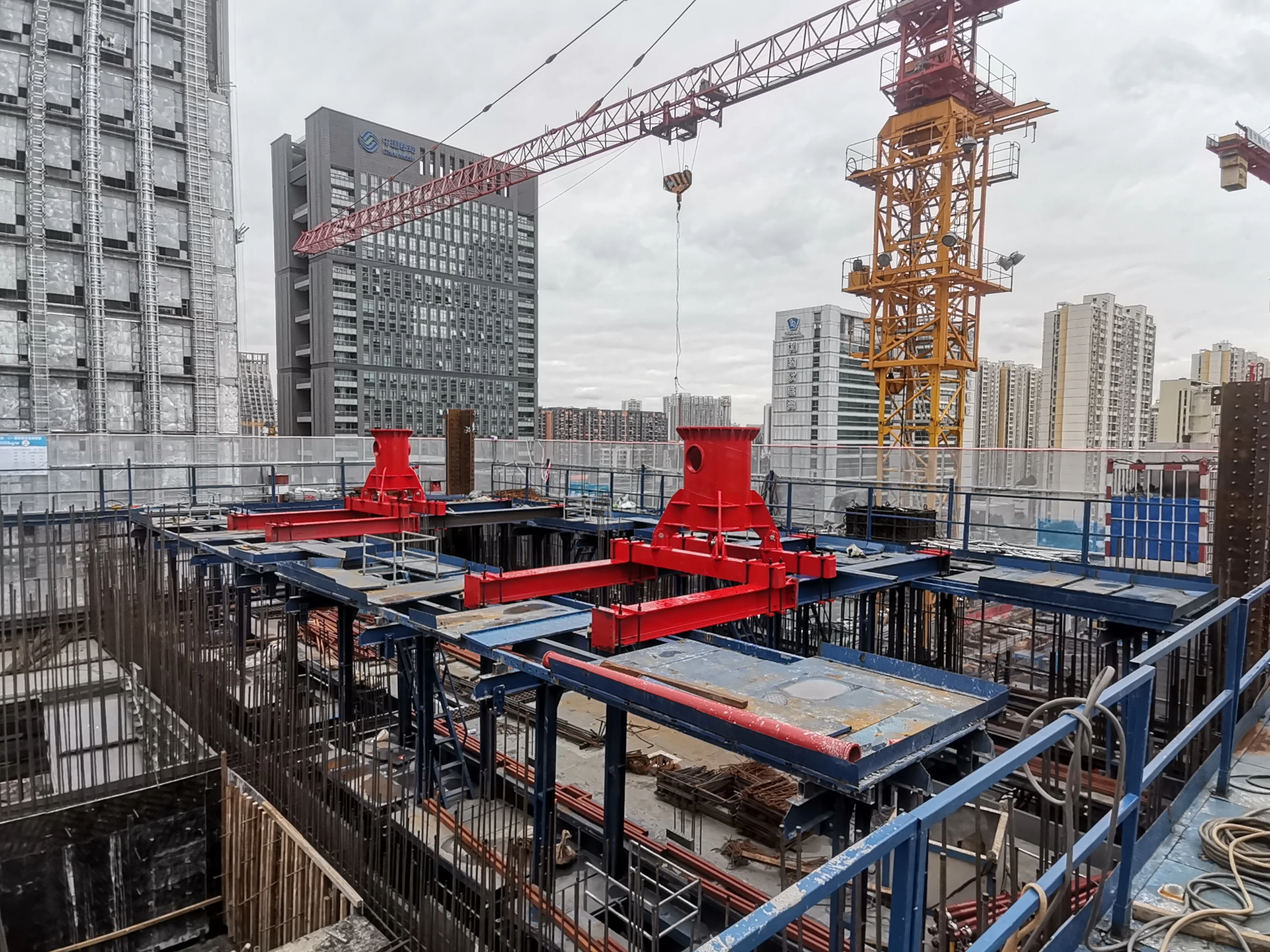 CE Approved Formwork Concrete Placing Boom,concrete Distributor With Compact Structure,concrete Machinery Supplier