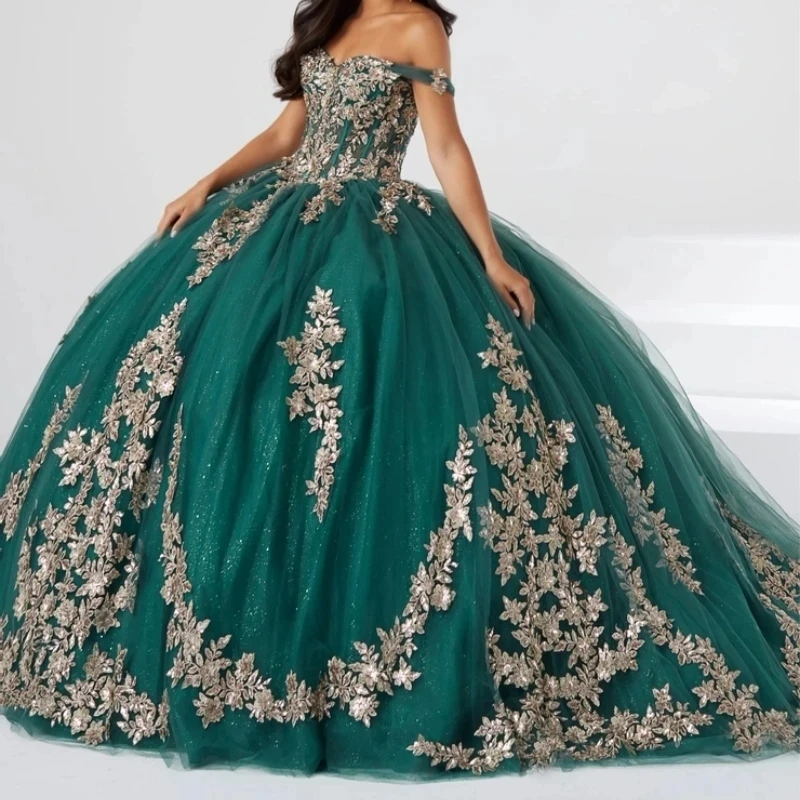 Green Shiny Quinceanera Dresses Ball Gown Off Shoulder Puffy Sweet 16 Dress Gold Applique Lace Tull Celebrity Party Gowns