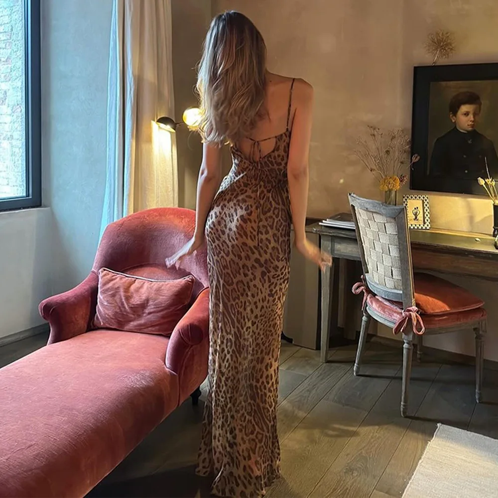 2025 Summer New Women's Spaghetti Strap Backless Bodycon Leopard Print Maxi Dress Sexy Party Evening Gown Fashion Chic Best Sell
