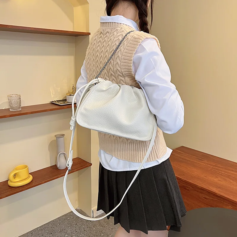 Women Bucket Bag 2023 Autumn Popular New Fashionable Chain Korean Style Shoulder Bag All Match Crossbody Bag for Women