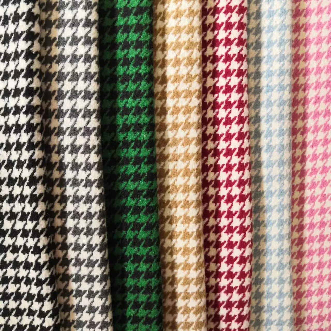 Setelan Pria Slim Fit Berkualitas Tinggi Model Single Breasted Kerah Notch Blazer Slim Fit Klasik 2 Potong Jas Celana Custom