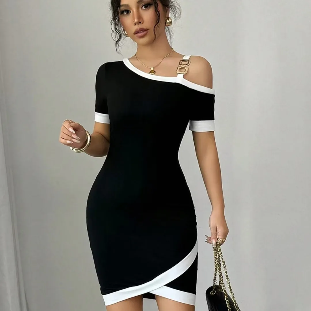 

Summer Knitted Stretchy Tights Off-The-Shoulder Short-Sleeved Bodycon Skirt Black and White Color-Blocked Dress
