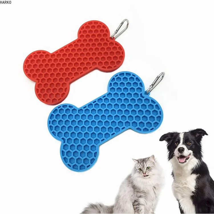 New Silicone licking pad Pet Dog Lick Pad Bath Peanut Butter Slow Eating Licking Feeder Cats Lickmat Feeding Dog Lick Mat