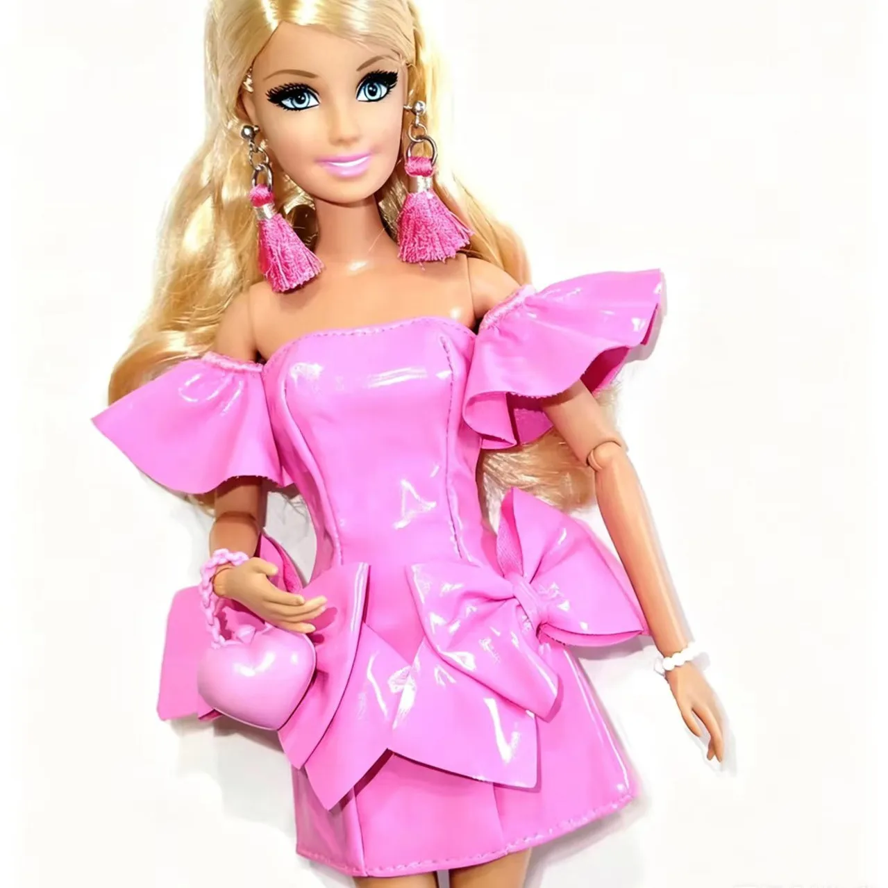 Neues Spielzeugzubehör im neuen Stil, rosa, hübsche Kleider für BB FR-Puppen im Maßstab 1:6