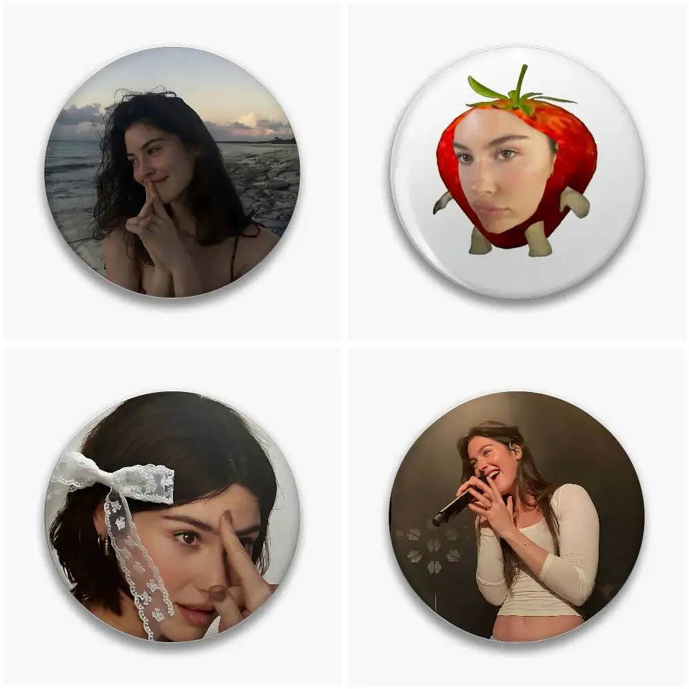 Music Star Singer G-Gracie A-Abrams Badges Button Pin Handmade Brooch For Clothes Badge Backpack Decoration Accessories