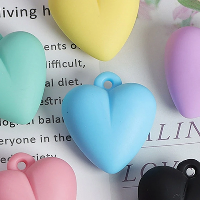 F42F Heart Pendant Loose Bead DIY Jewelry Making 3D Heart Spacer Bead for Necklace Bracelets Material Keychain Charm