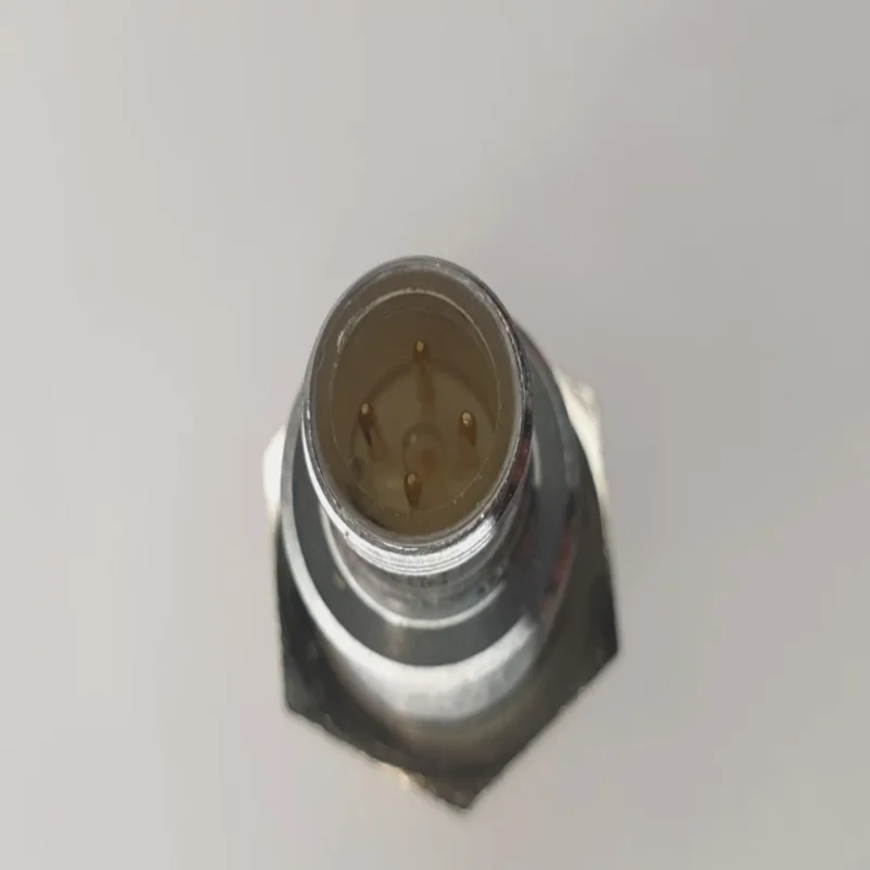 

Совершенно новый оригинальный бесконтактный переключатель Bi10-M30-AD4X-H1141 BI5-M18-AP6X-H1141 Bi2-M12-AN6X BI5-M18-AZ3X Ni15-M30-AN6X