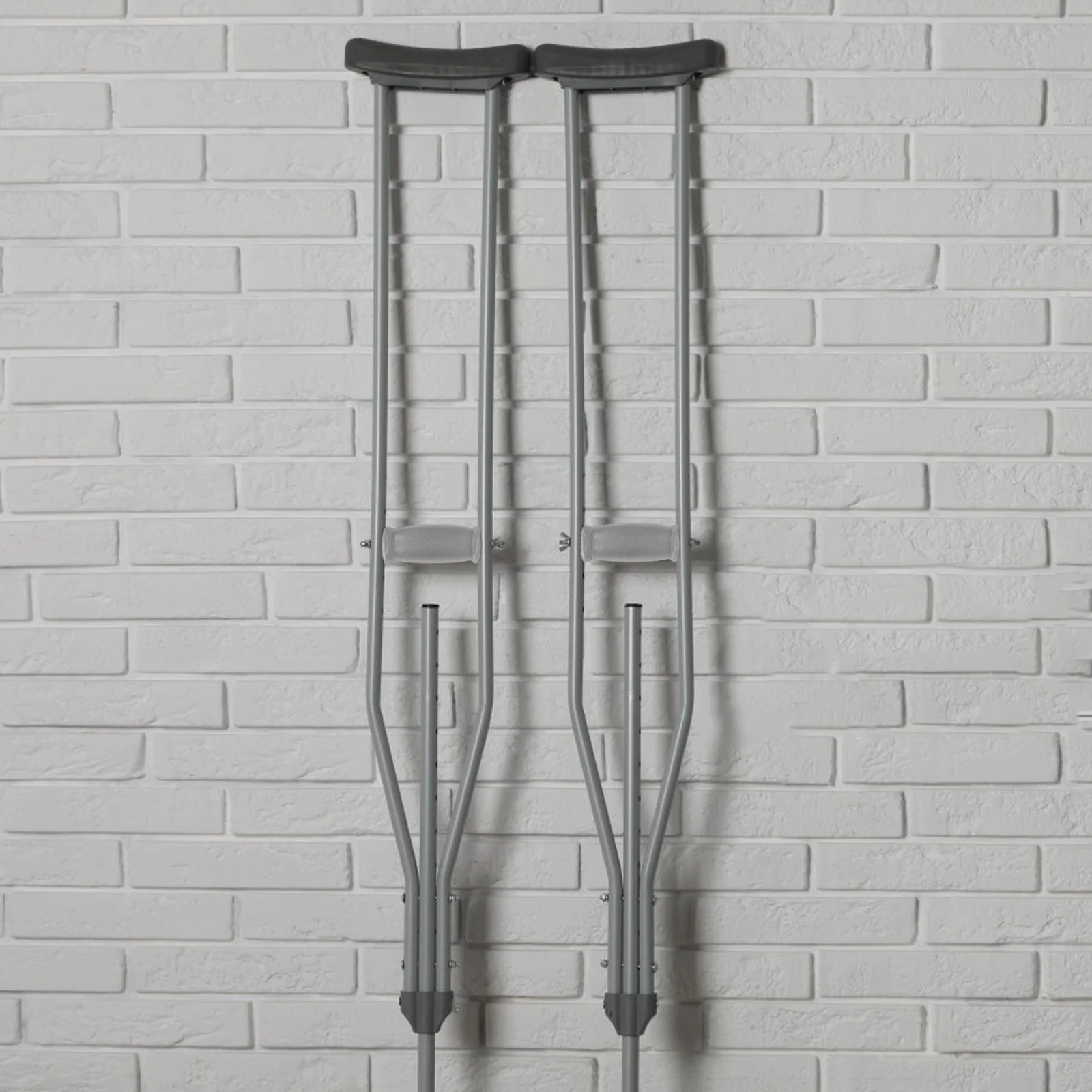 

Pair Rubber Crutch Replacement Hand Grip Durable Non-Slip Protective Covers Easy Install Washable for Aluminum Wood Crutches