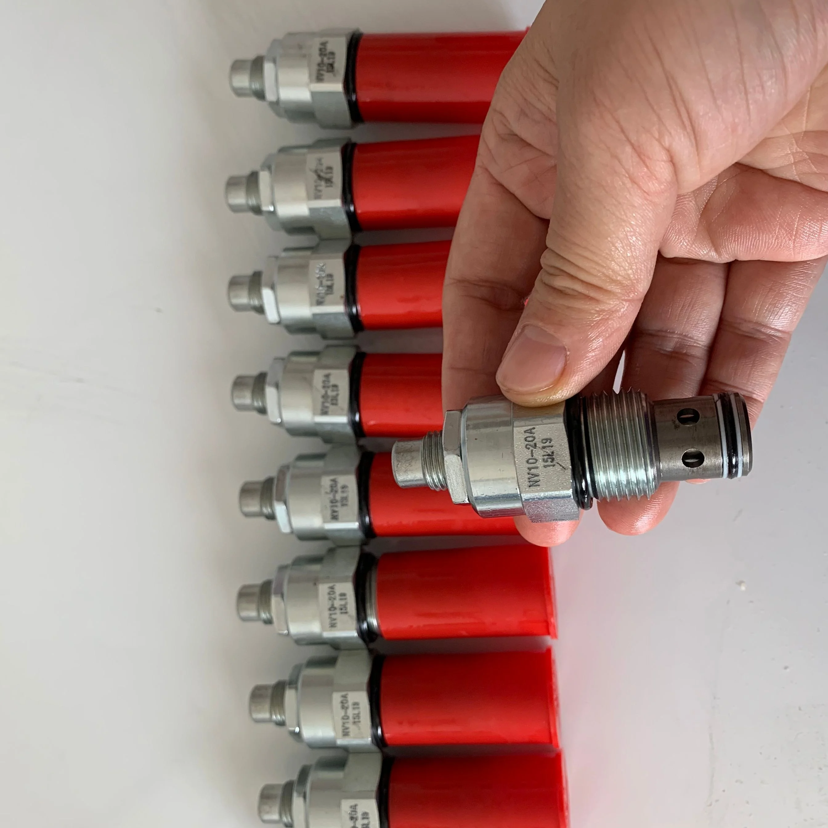 NV10-20A-0-N NV10-20 NV10-20A NV10-20A-0 NV10-20B-0-N NV10-20B HydraForce Flow Control Original Genuine Product Cartridge Valve