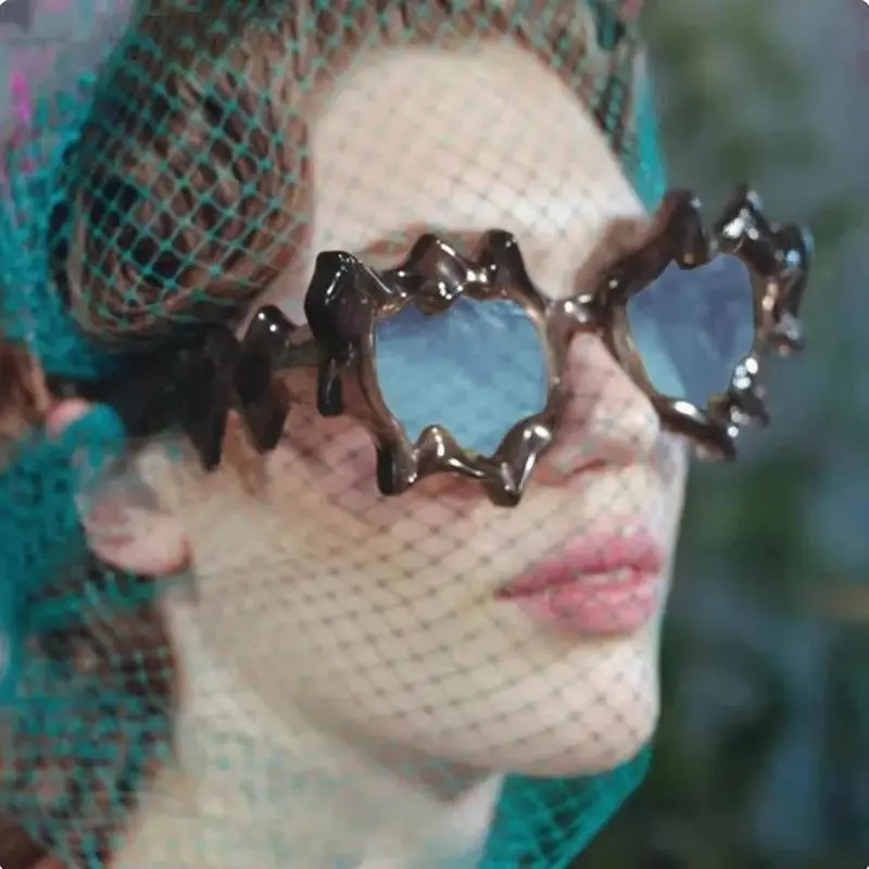 Retro Irregular Cat Eye Sunglasses Men and Women Trendy Personality Candy Color Transparent Green Alien Exaggerated Sunglasses