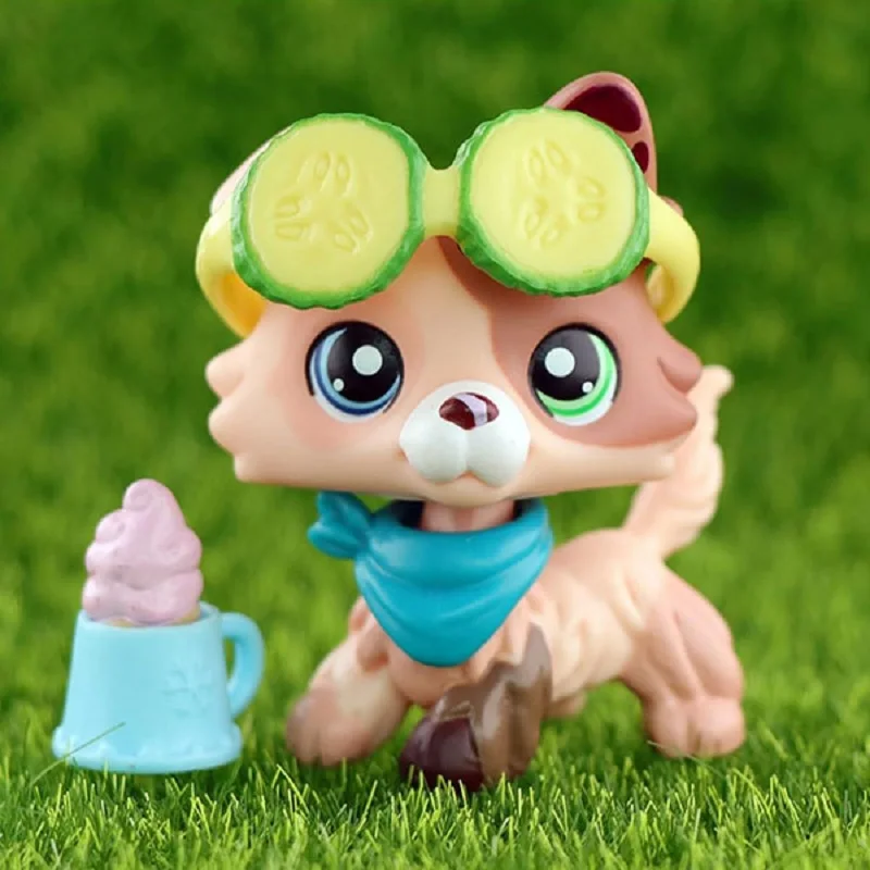 35 PIECE Pet Shop Accessories Randomly Selected*