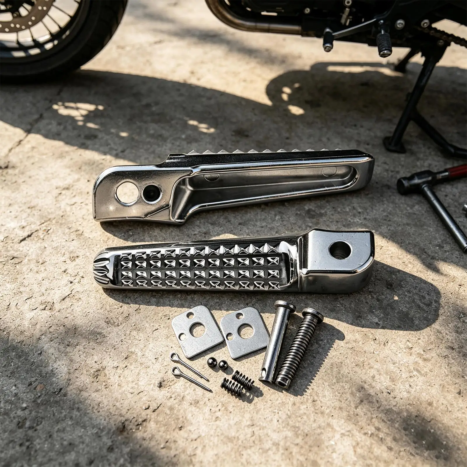 Motorcycle Foot Pegs Aluminum Alloy Rustproof Anti-Slip Motorcycle Foot Peg Pedal For Outdoor Adventures Daily Commuting Forest
