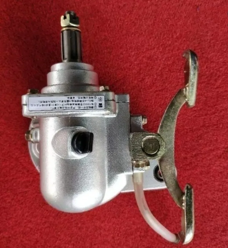 Four-wheeled motorcycle accessories GY6 ATV 150-200 engine reverser transmission shaft rear axle connection box