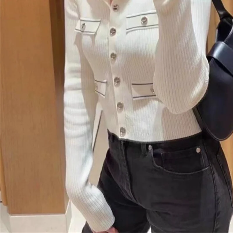 High end European women's clothing French high necked metal buckle temperament jacket short knitted top cardigan outerwear