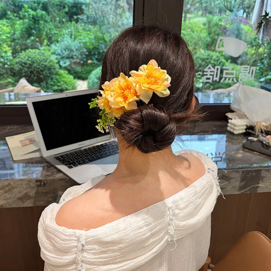 2pcs Hawaiian Yellow Hibiscus Flower Insert Comb Woman Back of Head Hair Disc Artifact Seaside Vacation Hair Accessories HP01