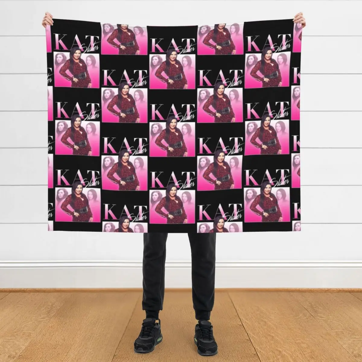 

kat slater Essential T-Shirt Throw Blanket Plush Luxury Throw Flannels For Sofa Thin Blankets