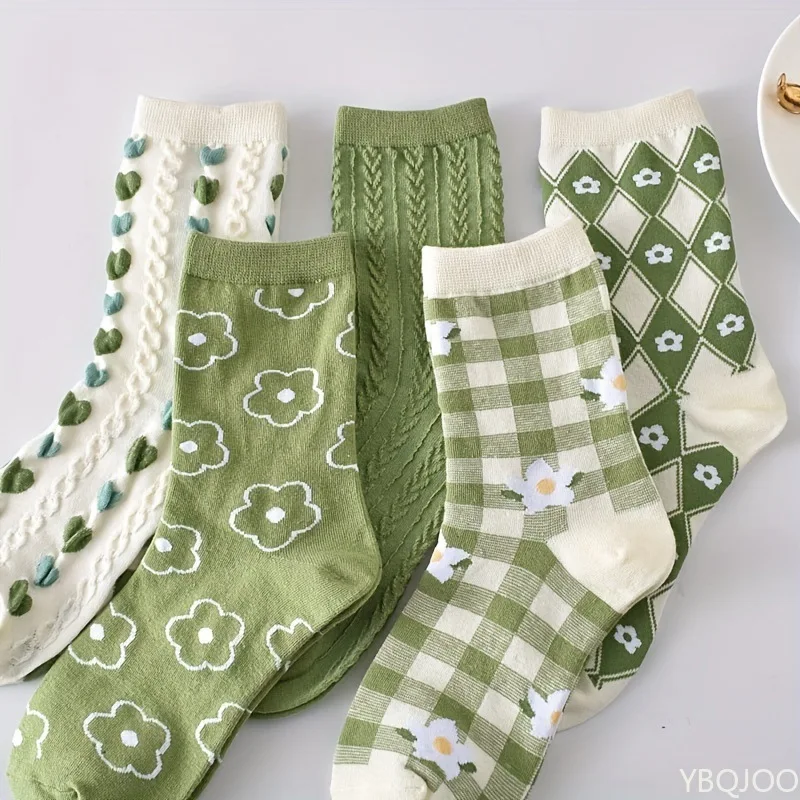 5 pairs Retro three-dimensional relief flower striped women's socks fashion women's mid tube socks casual comfort short socks