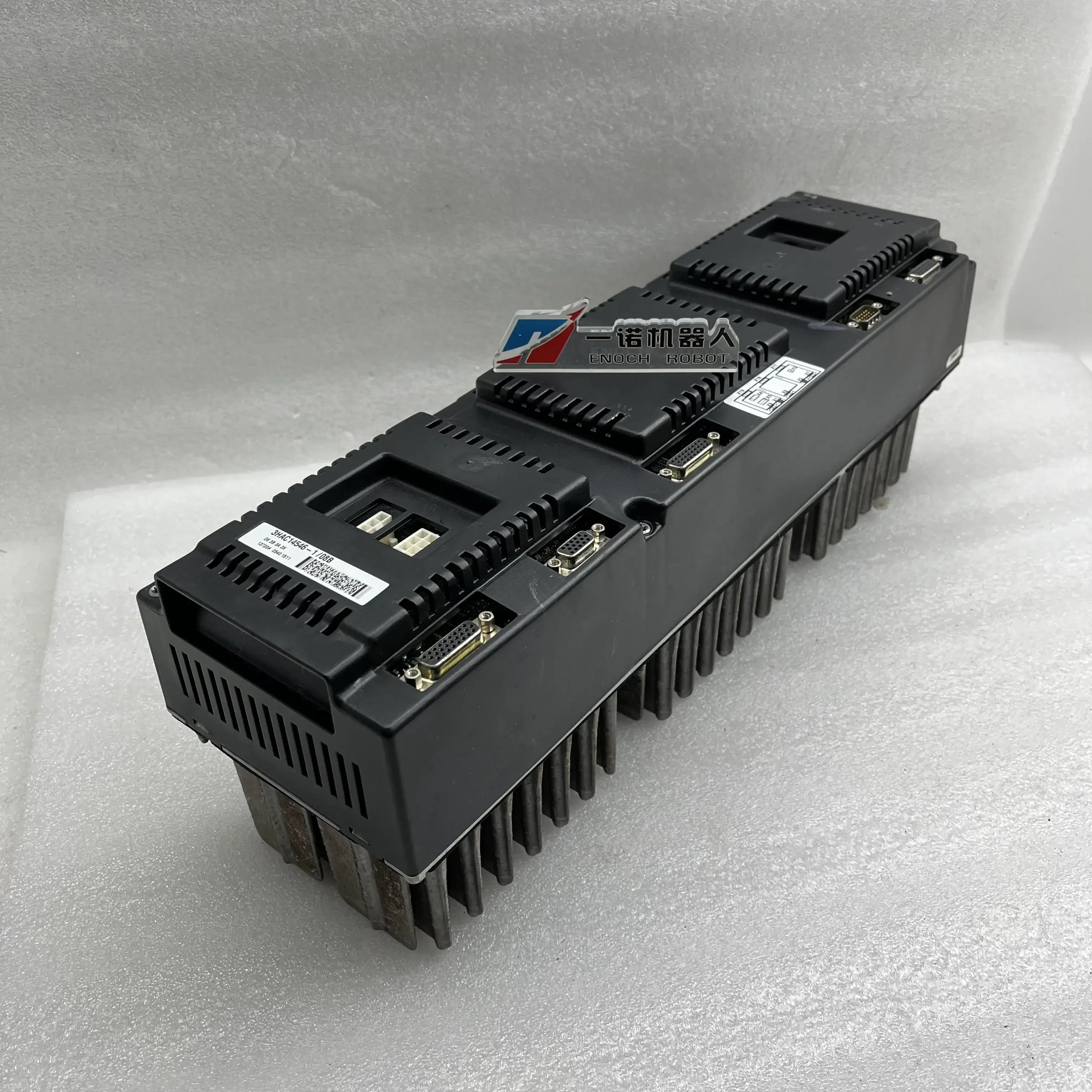 3HAC14546-1/08B usado, en buenas condiciones de funcionamiento