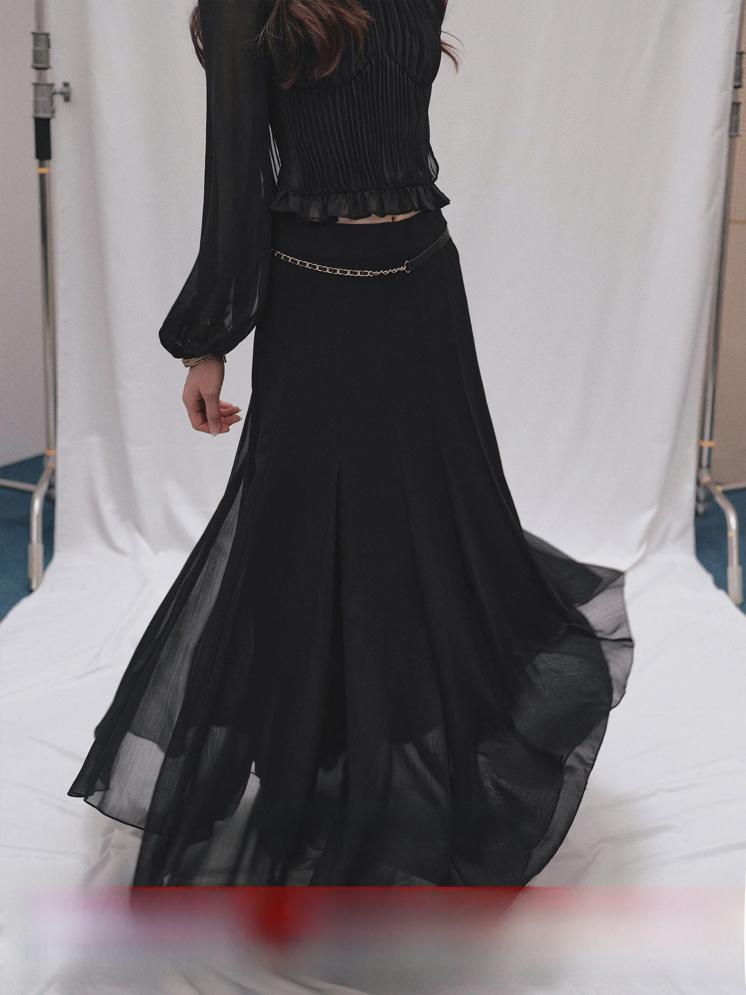 

Повседневная женская юбка миди LaluneDuCiel из шифона с асимметричным подолом, драпировкой и эффектом стройности, универсальная