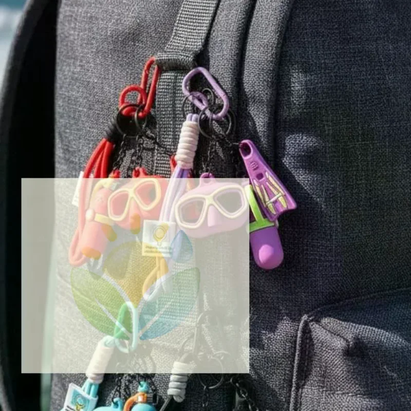 Cute Diving Themed Silicone Keychain With Wrist Lanyard, Mini Dive Gear Charms, Bag Decoration Accessory for Divers Daily Use