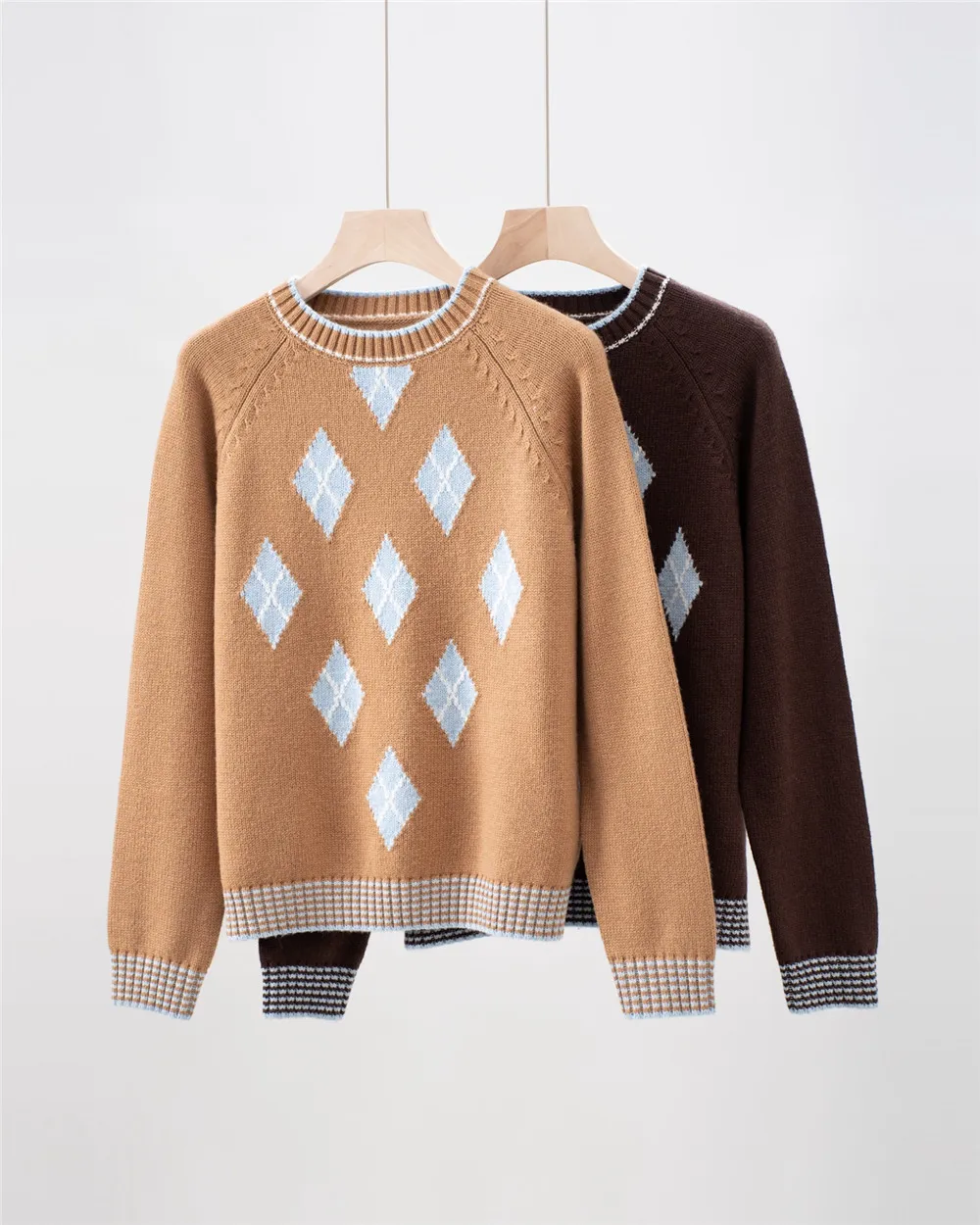 

Женский осенне-зимний новый повседневный универсальный пуловер с круглым вырезом в контрастную клетку из 100% шерсти