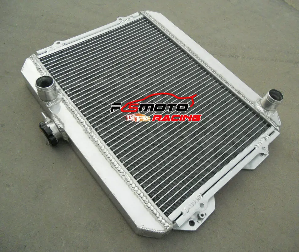 3 Row 56mm Aluminum Radiator For Toyota Corolla KE30 KE38 KE55 KE70 1974-1985 1975 1976 1977 1978 1979 1980 1981 1982 1983 AT/MT