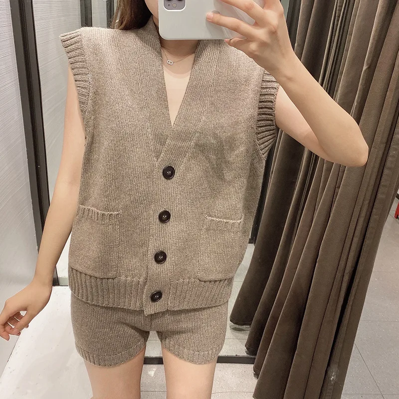 

2021 Grey Sweater Vest Women Spring V Neck Button Pockets Loose Sleeveless Knitted Jumper Autumn Casual Oversized Cardigans Tops