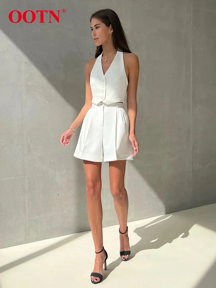 OOTN Summer Halter Neck Tops And Wide Legs Shorts Two Pieces Sets 2024 Slim Solid Shorts Vacation Outfits Female 2 Pieces Shorts