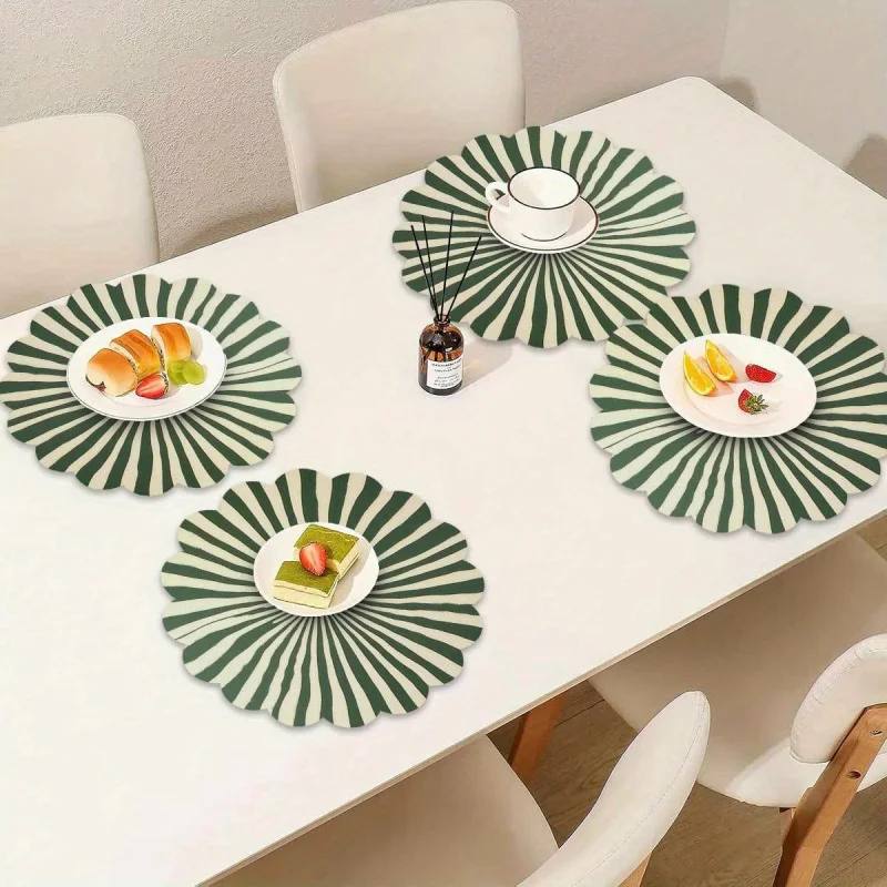 VIKAMA Four-Piece Round Table Mat Set Sage Green Floral Sunburst Pattern Heat-Resistant Table Mats Perfect for Seasonal Decor