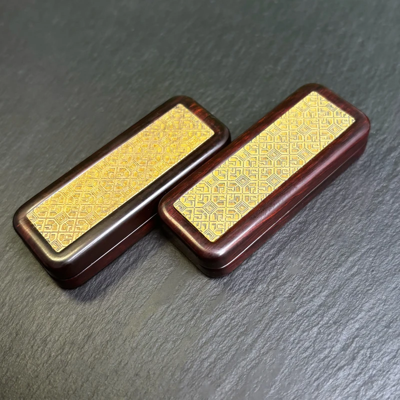 ARCE EDC Holz Ruyi Blut Sandelholz Track Wechselmaschine Dingding Fingertip Push Card Dekompressionsspielzeug