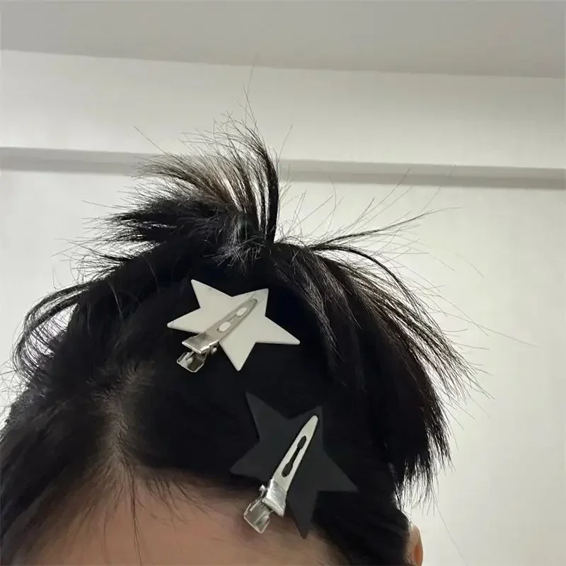 2pcs Sweet Cool Star Hairpin 2023 Korean New Simple Charm Metal Bobby Pin Y2k Alligator Clip Hair Accessories for Girl Headdress