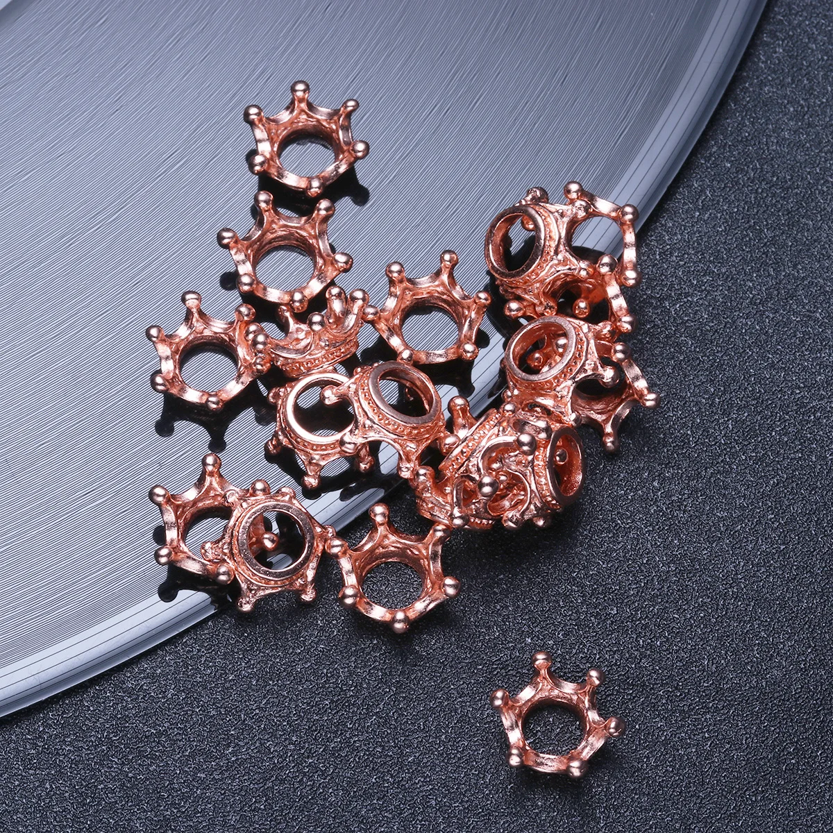 

20pcs Alloy Crown Diy Accessories Durable Lightweight Creative Jewelry Headdress Pendant Crown Hair Accessories For Handmade