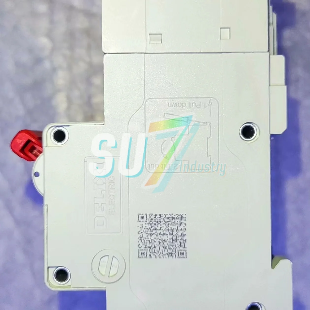 DZ47LE-125 100A 4P Nuovo in magazzino Interruttore automatico