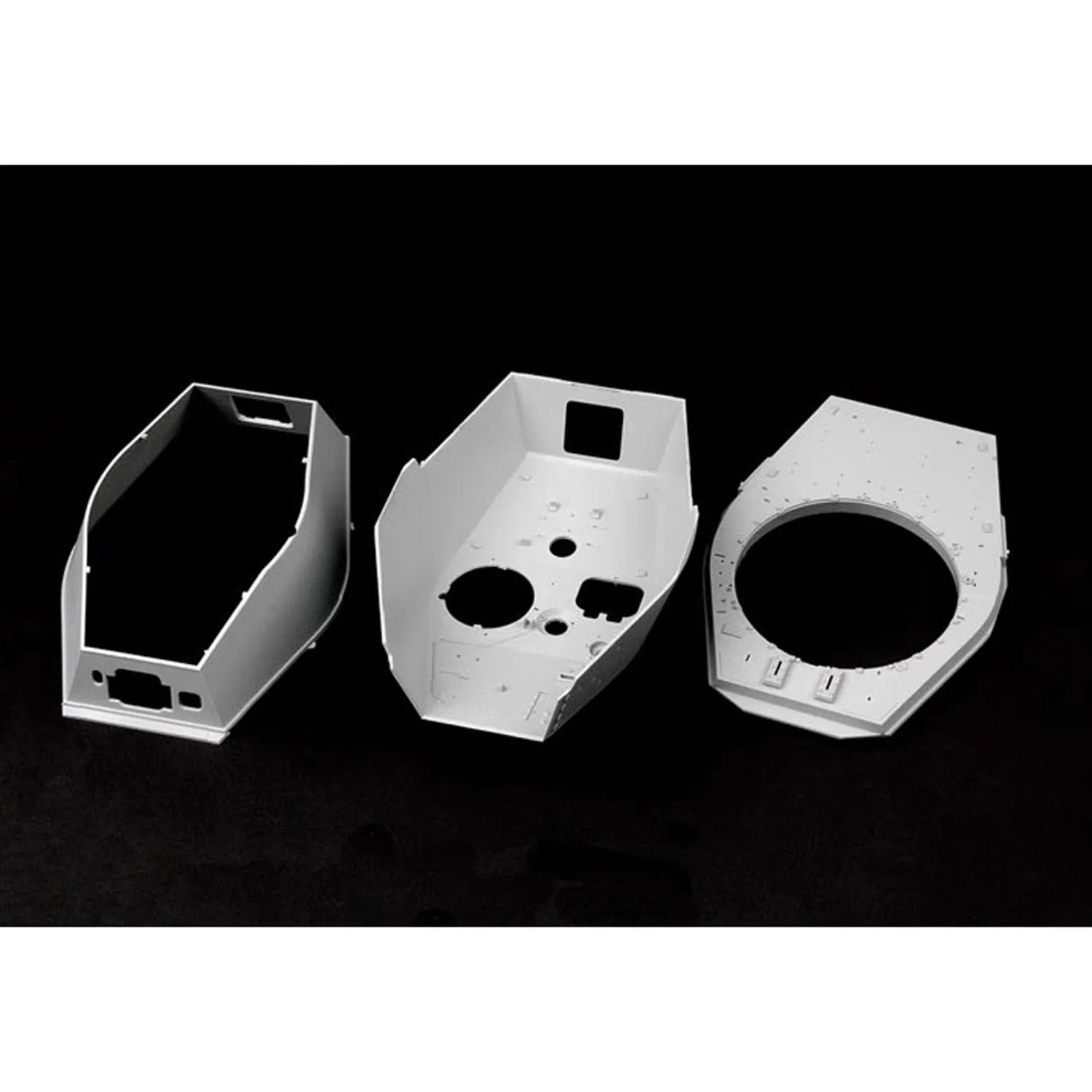 1/16 トランペッター 00910 ドイツキングタイガー ヘンシェル砲塔戦車モデル装甲車静的キット軍事ディスプレイ用