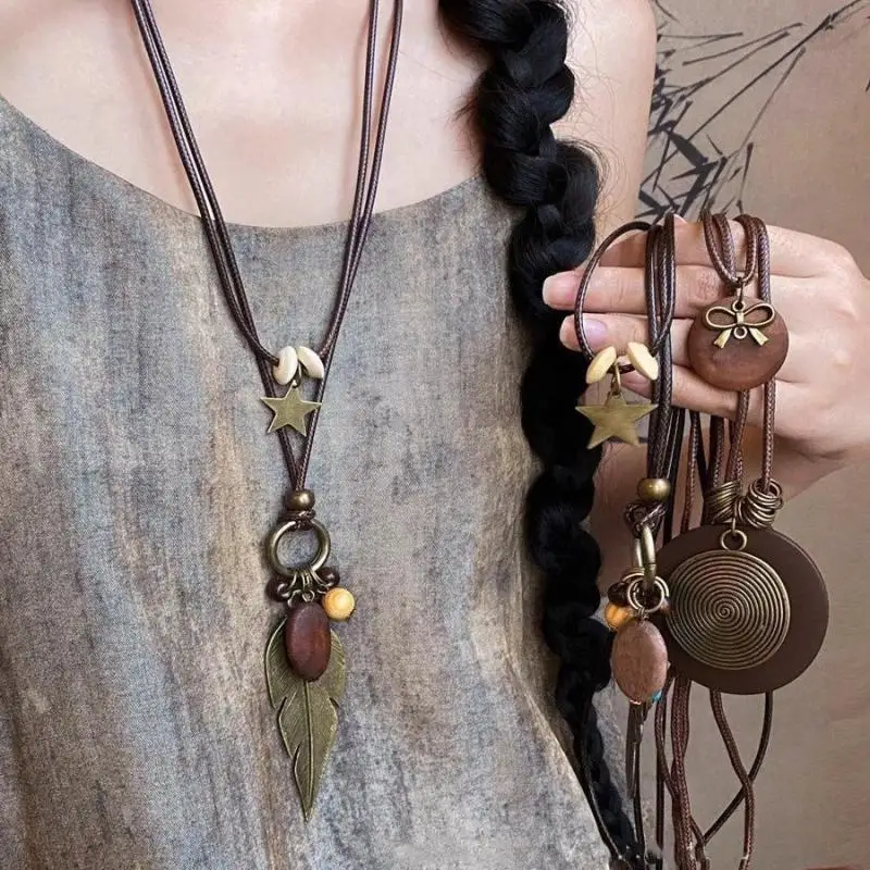 Vintage Boho Metal Feather Necklace Women Antique Long Collar Chains Pendant Handmade Statement Jewelry Layers Accessories Gift