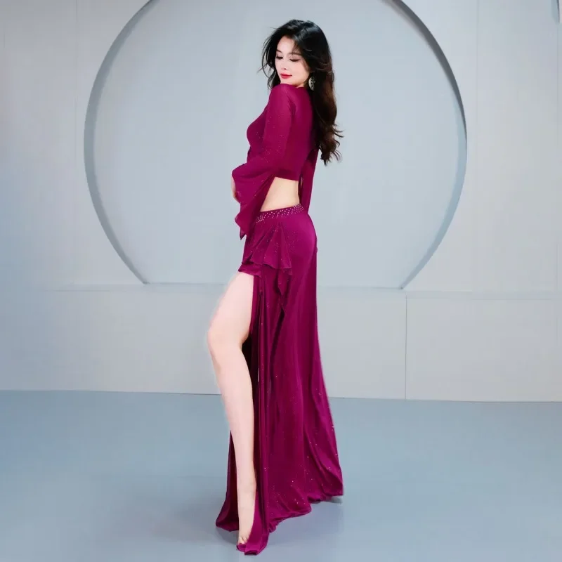 Costumes de danse du ventre personnalisés, nouvel ensemble, haut à manches longues, tenue d'entraînement, ruban de feuille de lotus, jupe longue fendue avec pantalon de sécurité, 2 pièces