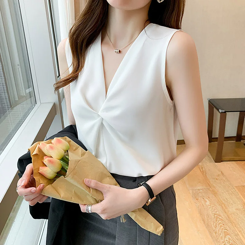 Women Clothing Fashion Elegant Solid Sleeveless Blouse Summer Korean Casual Loose White Pullovers Office Lady Y2k Chiffon Tops