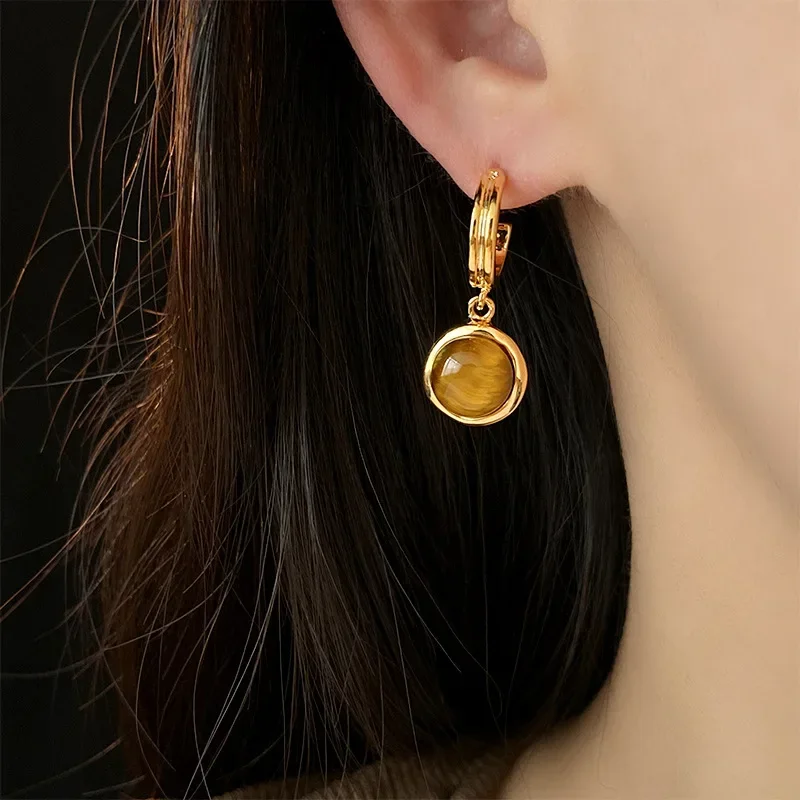 

Round C-Shaped Earrings For Women, Fashionable Unique Metal Baroque Design Dangle Jewelry With Exquisite Gift Box