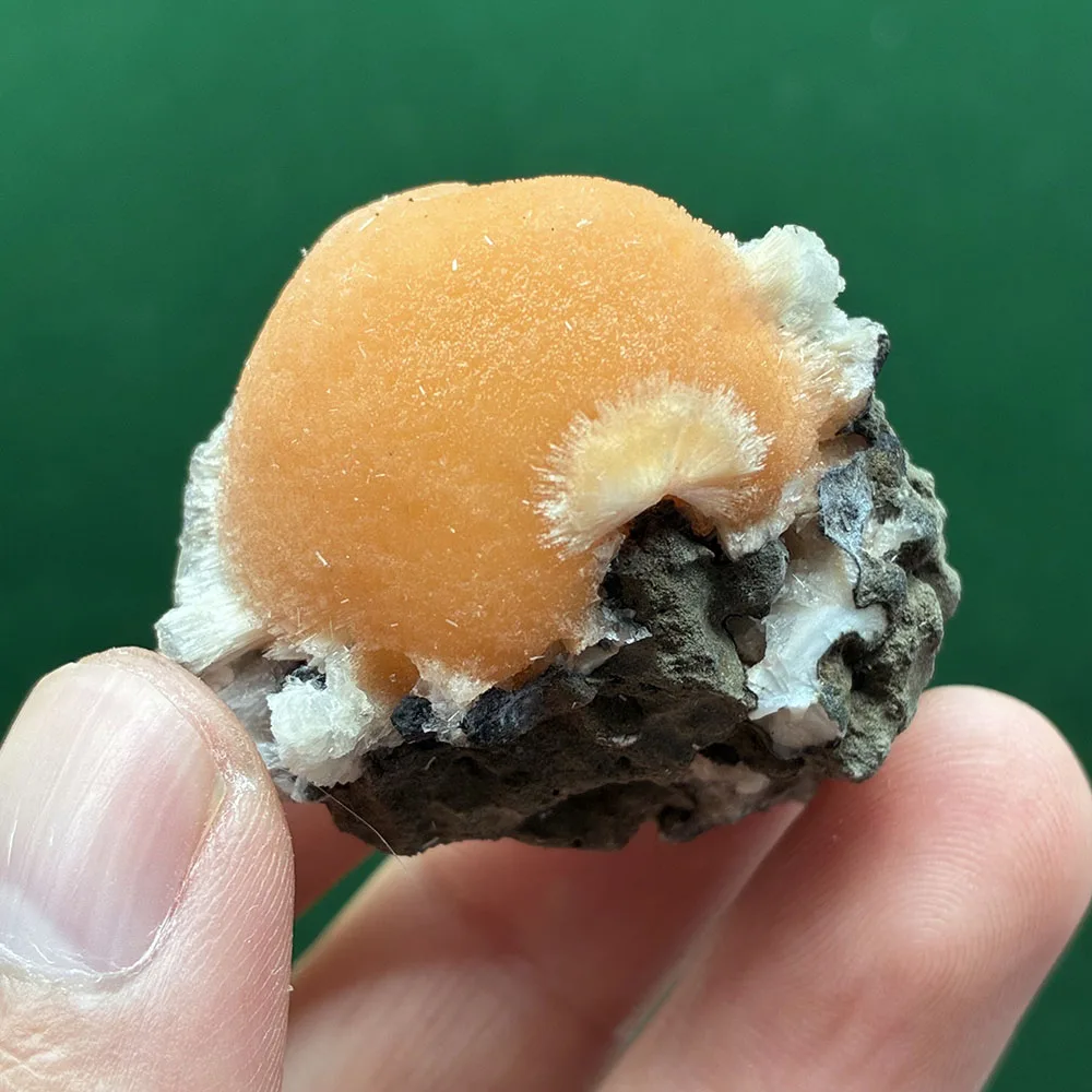 A1-3C 100% Natural India Orange Zeolite Mineral Stones And Crystals Teaching Specimen The Wagholi mine from Maharashtra India