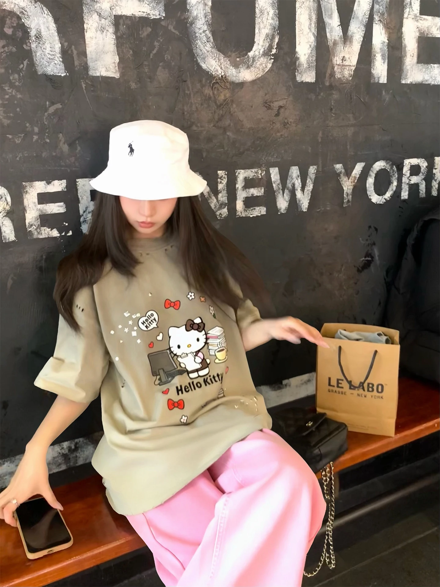 

Xuekeko ey een Waed Hole Kit Rivet Work Print ort Sve T-irt Women Lazy Casual Top round Ne Stand Fit