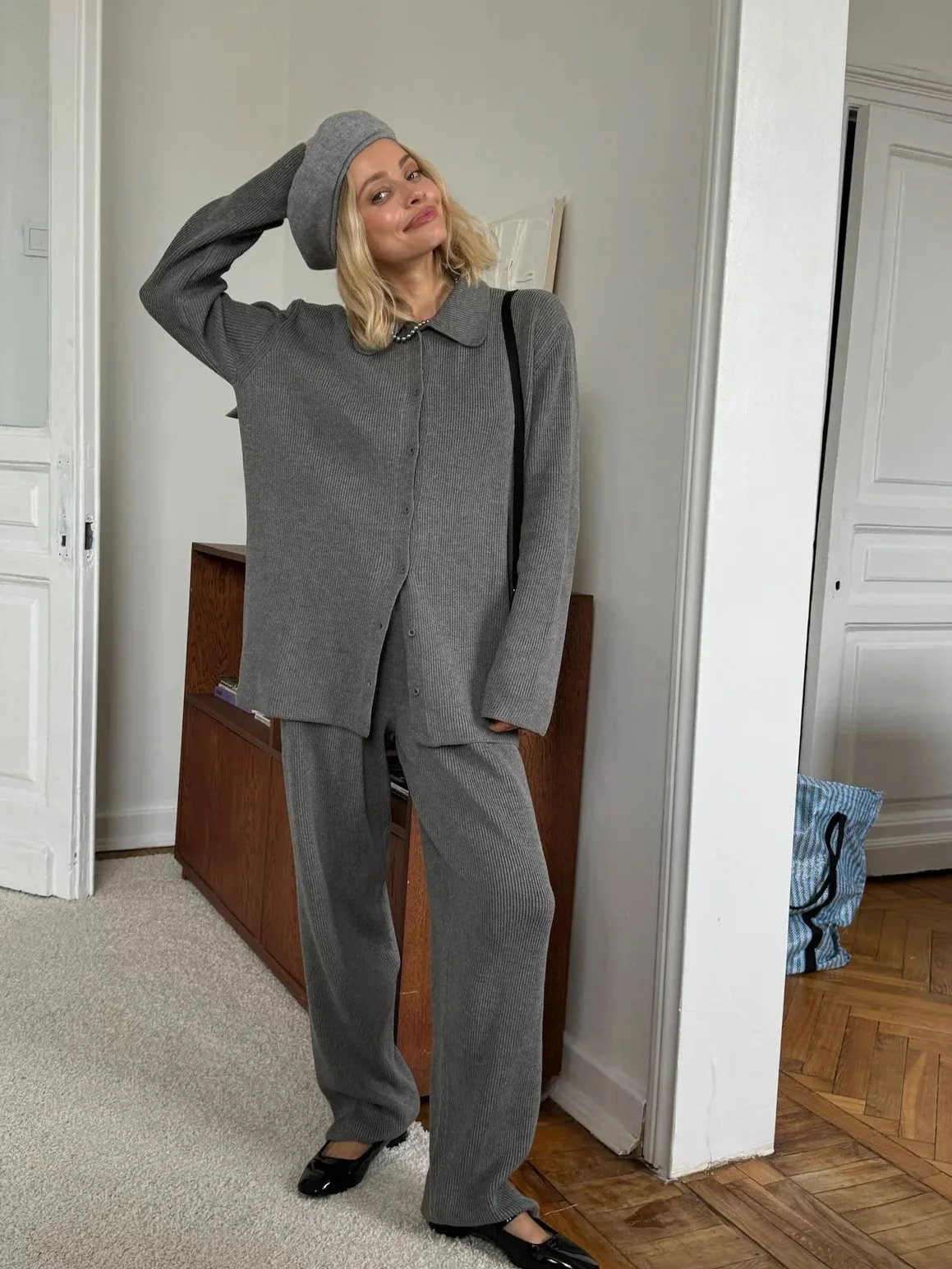 

Fmxires Autumn Casual Knit 2 Piece-Set Trousers Sets Women's Loose Ribbed Lapel Cardigan Sweater And Solid Women's Pants Outfits