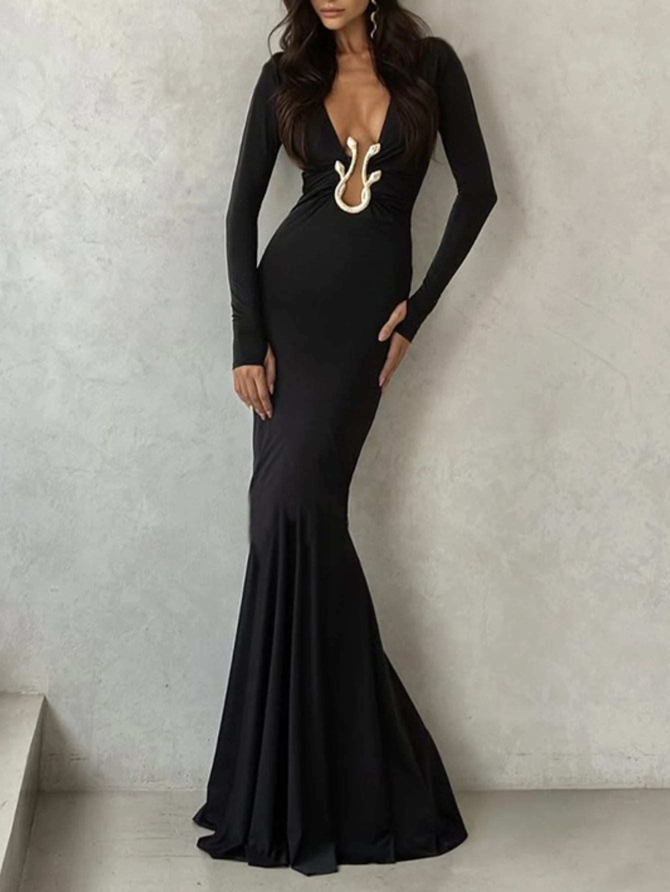 Vestido feminino sexy com decote em V profundo – manga comprida, detalhe recortado de ajuste fino, cor sólida para estilo de festa chique