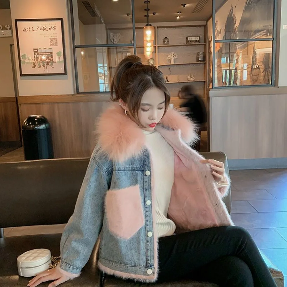 Female Jeans Coats Wool Inside Padded Winter 2025 for Cold Pink Women\'s Denim Jackets Warm with Fur Plush Youthful Woman Clothes