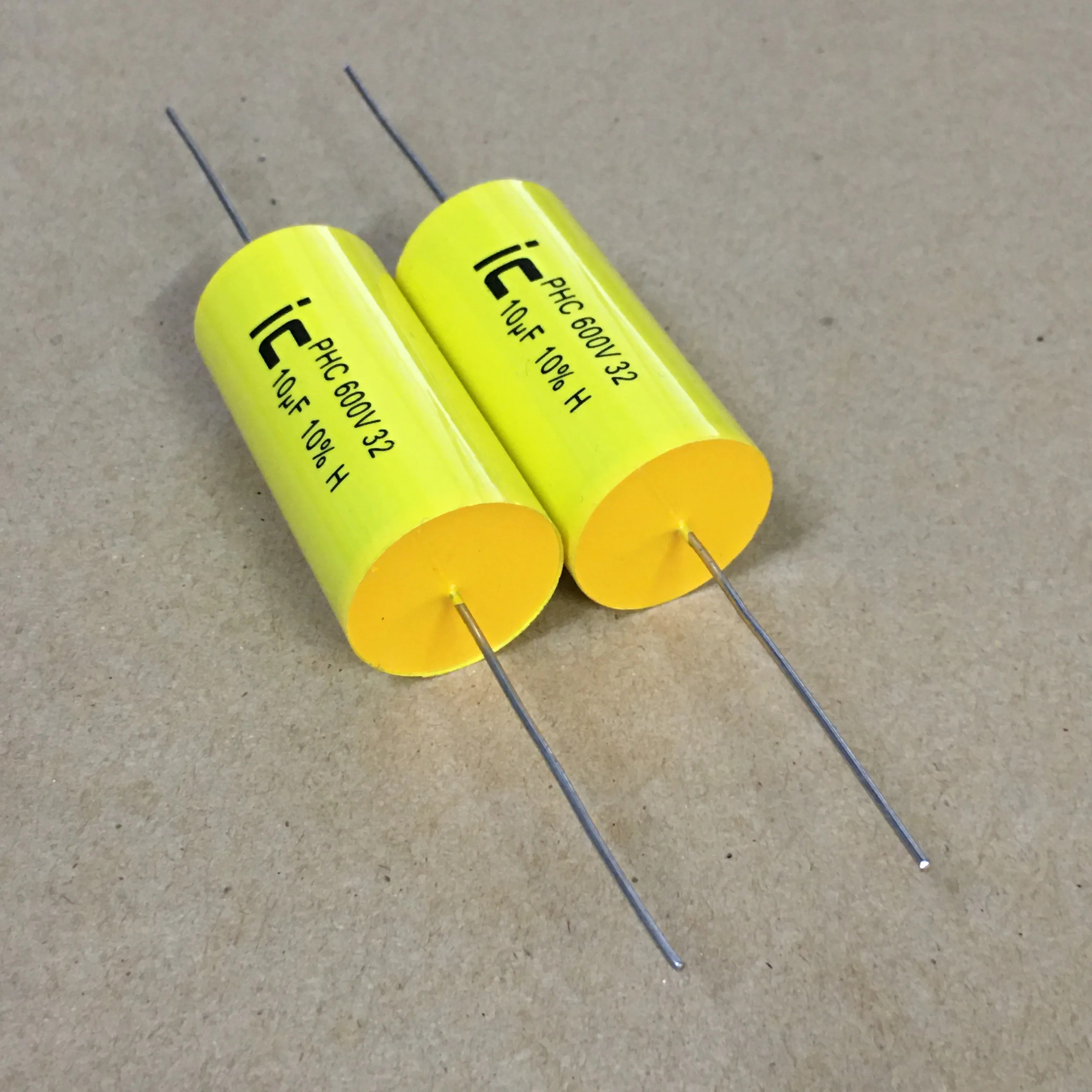 Brand new original IC PHC 600V 10UF 106J high-fidelity frequency division coupling thin-film electrodeless capacitor 22.5MM*46MM