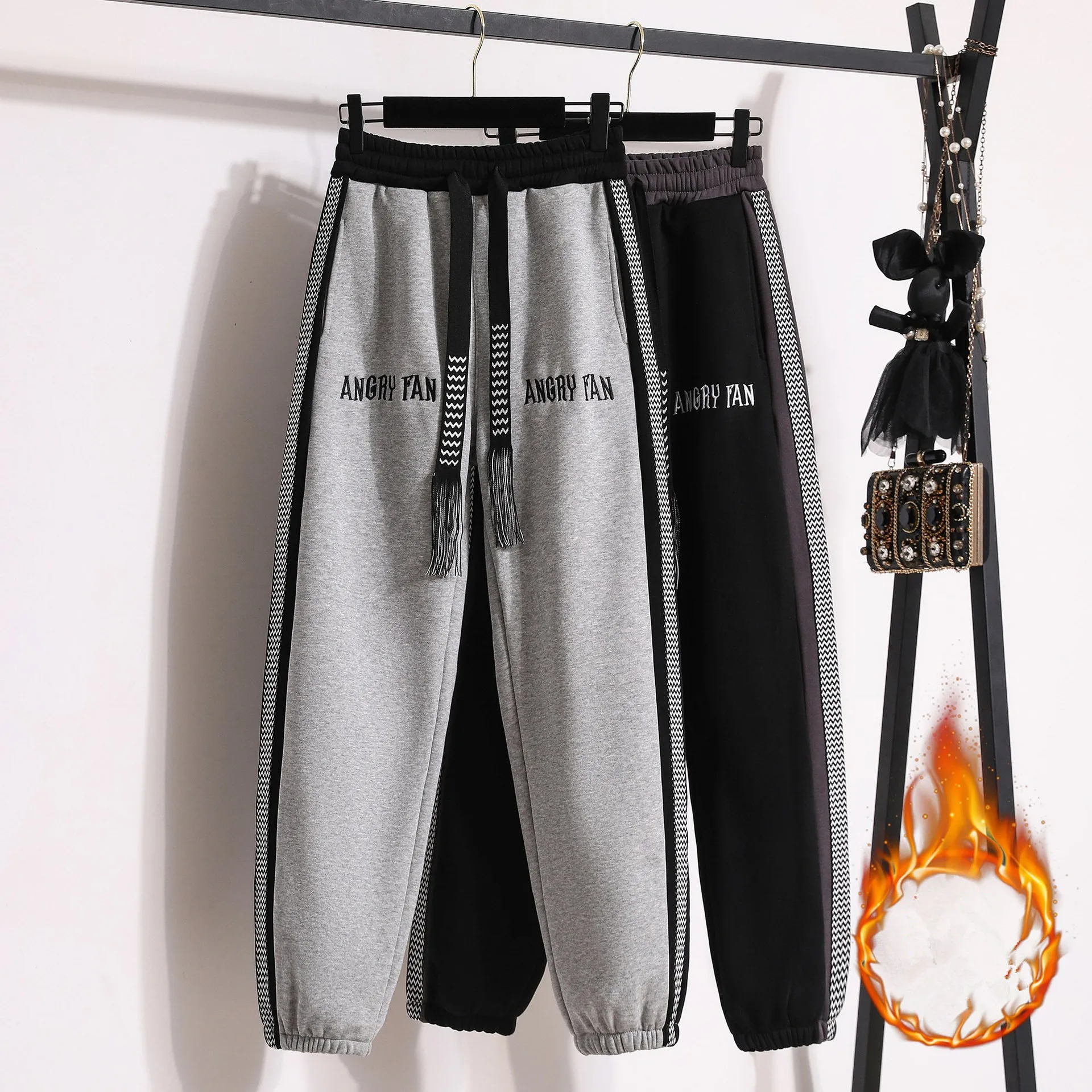 Moda feminina carta sweatpants inverno forrado calças quentes feminino casual drawstring sport pant meninas solto jogger calças grossas